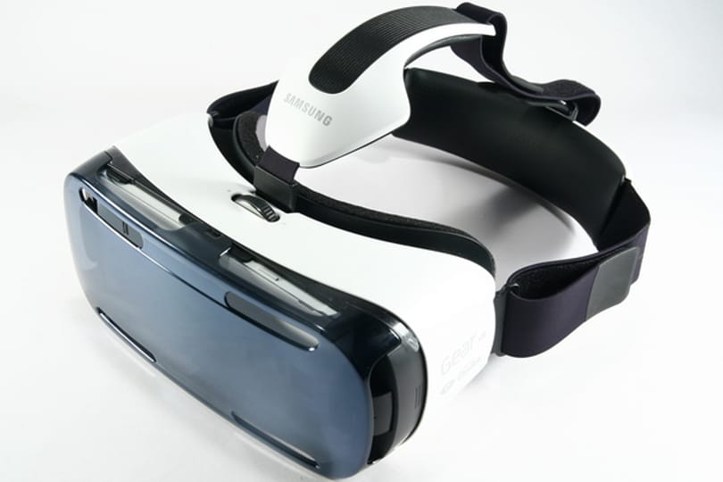 Mint amikor színes lett a TV - virtuális valóság szemüveg-teszt