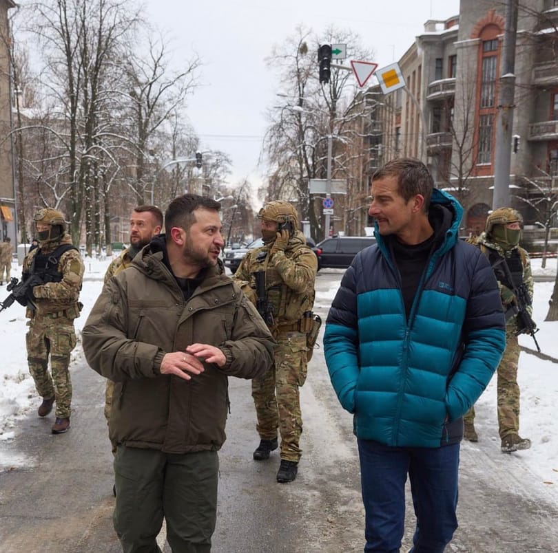Bear Grylls találkozott Zelenszkijjel és a túlélésről beszélgettek