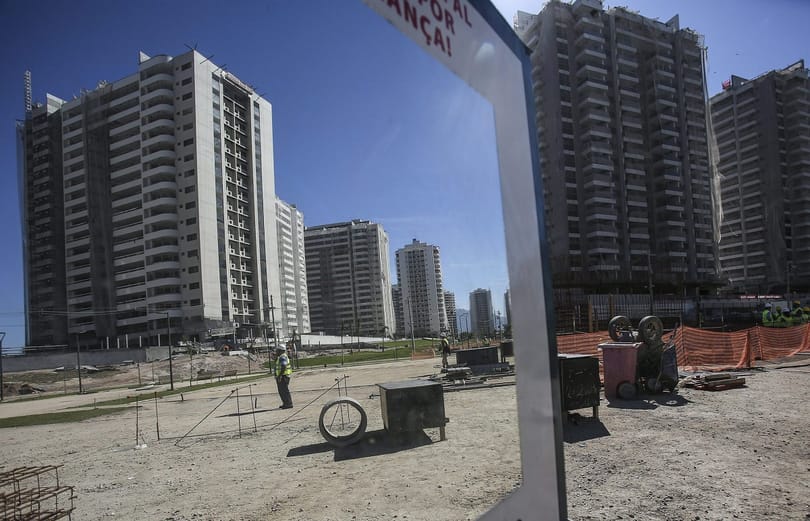 Bóvli kategóriába teheti Brazíliát a Fitch is