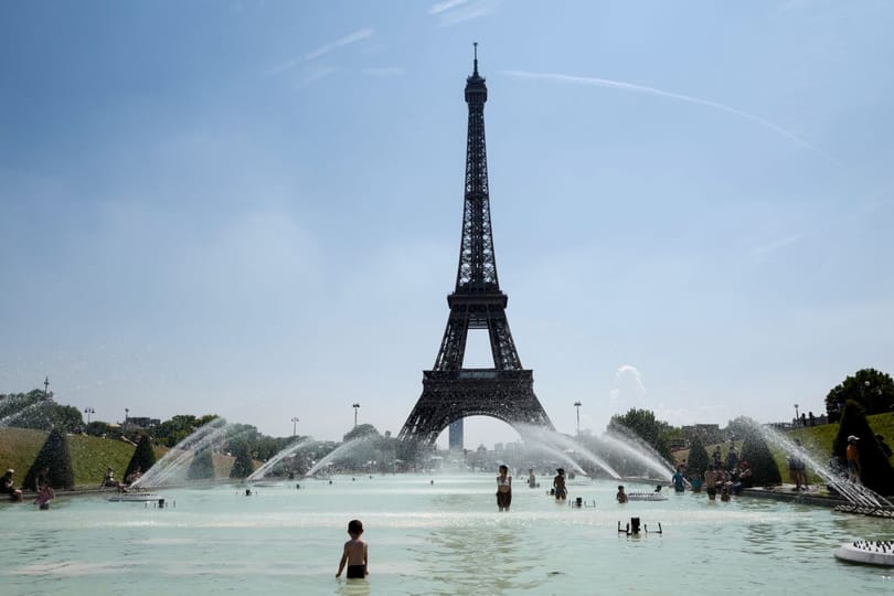 A francia kormány kitalált valamit, hogy ne menjenek az emberek az utcára