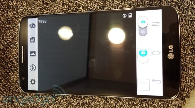 Újabb kiszivárogtatott képek és videó az LG küszöbön álló csúcstelefonjáról