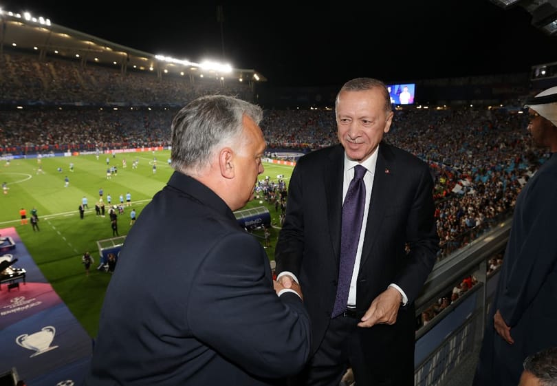 Bloomberg-kommentár: Erdogan, Orbán, engedjétek már be a svédeket a NATO-ba!