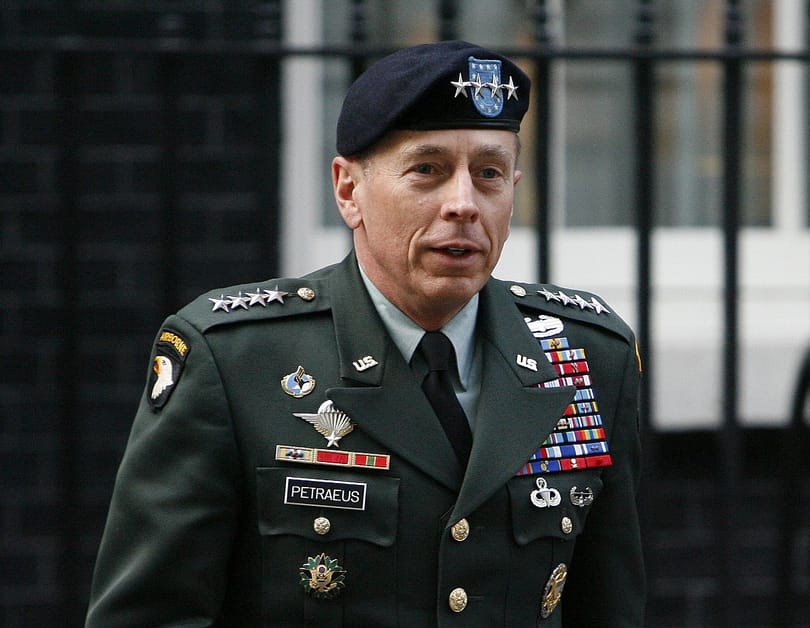 Banánhéjon hasalt el Amerika kapitány