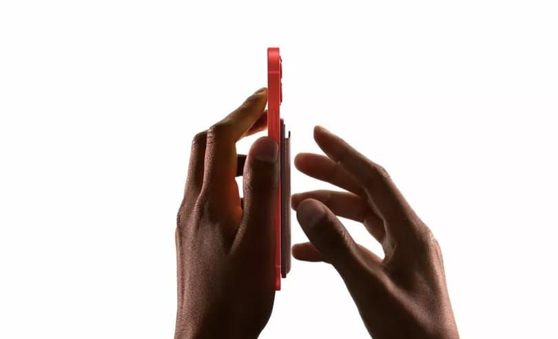 Itt az új vezeték nélküli töltési technológia, ami az iPhone-okéhoz hasonló megoldást hozhat az androidosoknak