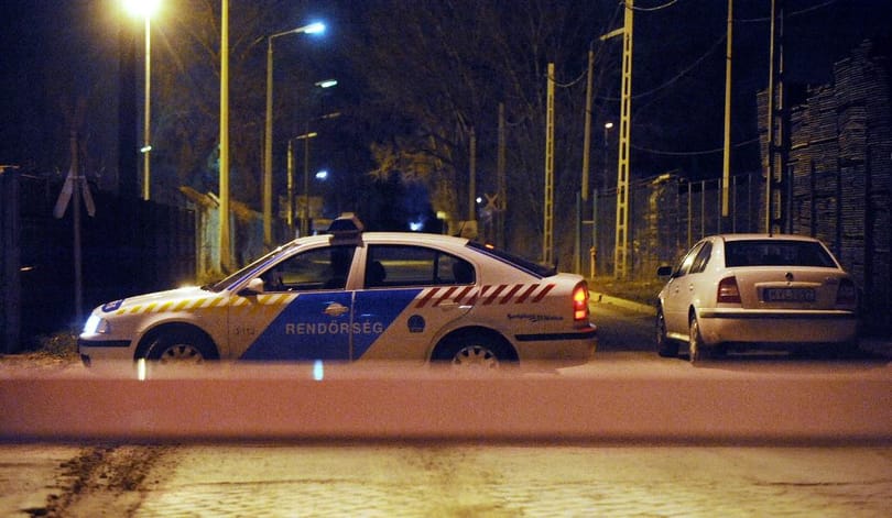 Megöltek egy 19 éves nőt a lakásán