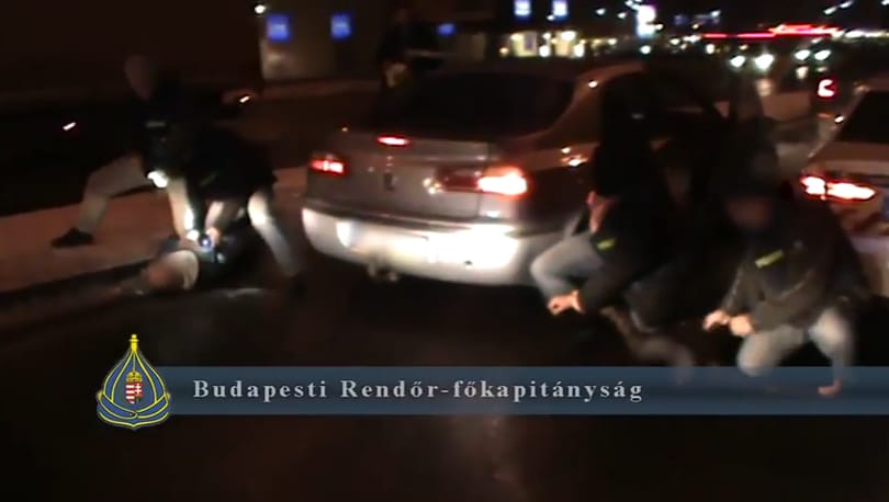 Lekapcsolták az üllői házakat fosztogató budapesti betörőbandát – videó