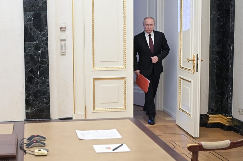 Putyin felsorolta feltételeit Macronnak