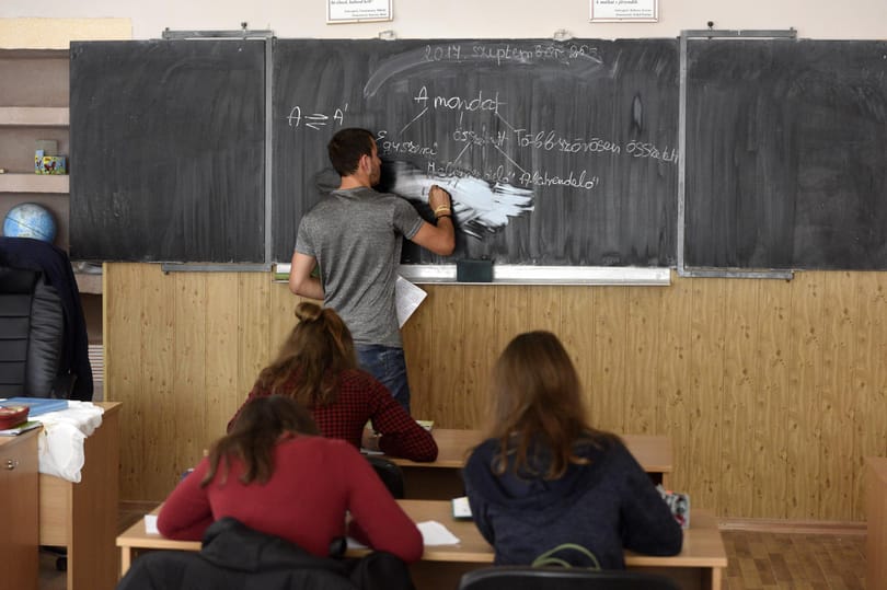 Népszava: Botrányosan osztották a pénzt a kárpátaljai magyarok közt