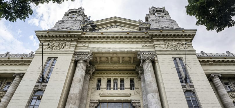 Különös alkut kötött Tiborcz a Tőzsdepalotára, igaz, ezúttal sem a magánvagyonát kockáztatja