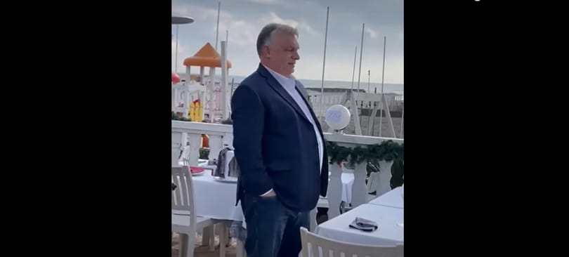 Az én hetemben Péterfy Gergely arról ír, milyen üzenete van Orbán olasz ebédjének