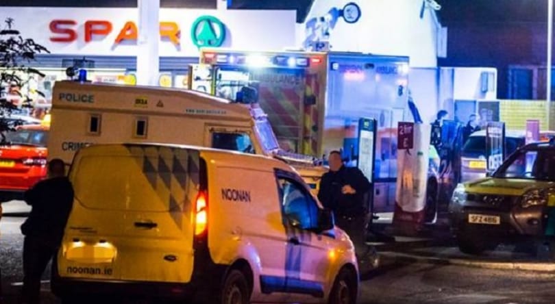 Rálőttek egy rendőrre Belfastban
