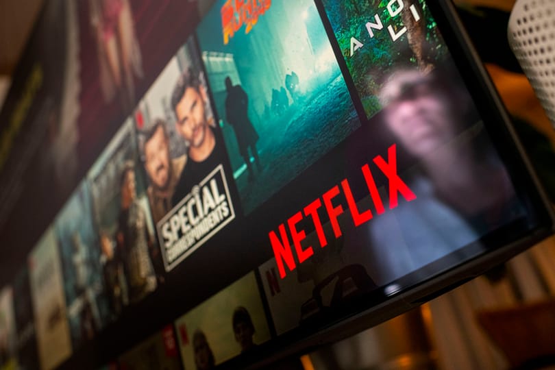 Hivatalos: jönnek a reklámok a Netflixre, cserébe olcsóbb lesz
