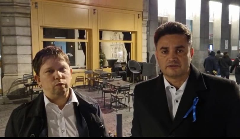 Márki-Zay Péter elzarándokolt Szájer József híres ereszéhez