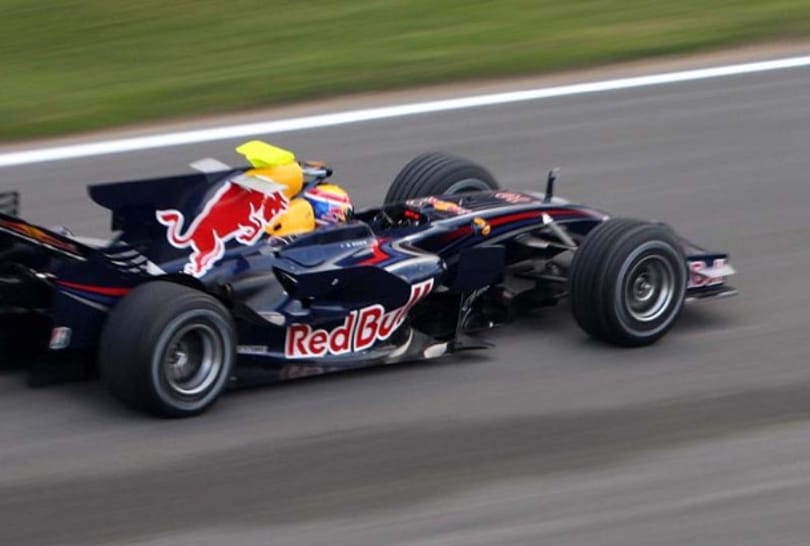 Webber szimulátorban tett egy kört a Hungaroringen - videó