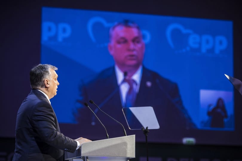 Orbánék ellen fordult a néppárti frakcióvezető is CEU-ügyben