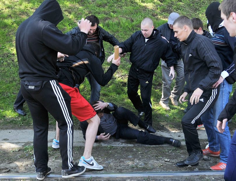 Összecsaptak a győzelem napját ünneplők és a nacionalisták Lembergben - fotó