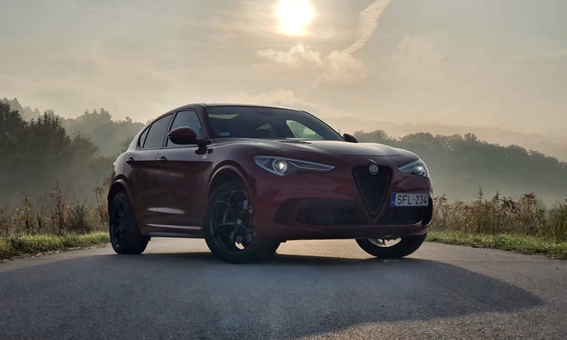 Majdnem Ferrari: teszten az új Alfa Romeo Stelvio Quadrifoglio