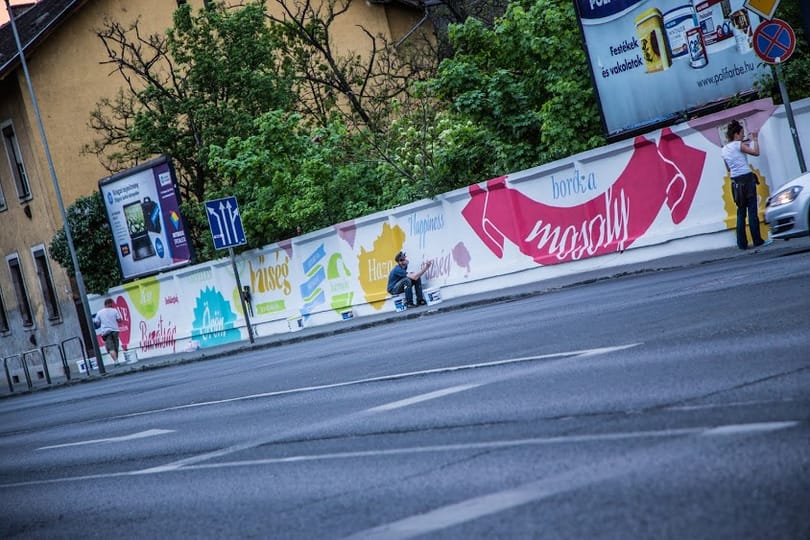 Mégsem a Hegyalja utat keresztelik át Mádl Ferenc útra