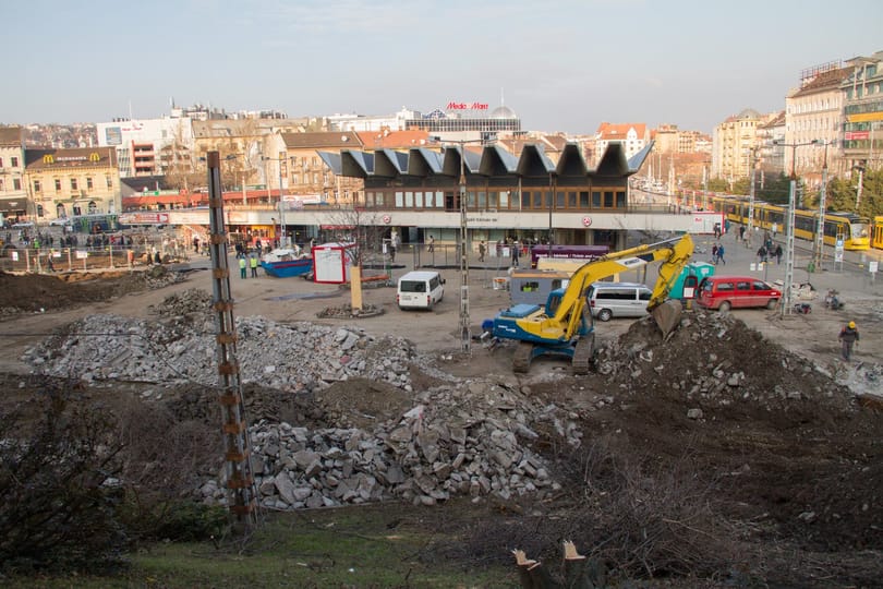 Még találhatnak emberi maradványokat a Széll Kálmán téren