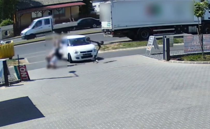 Videókon mutatja be a rendőrség, miért életveszélyes a szabályszegés rollerrel