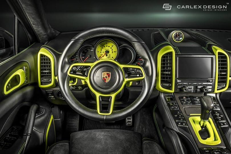 Ez a Porsche Cayenne sem a szerény fajtából való