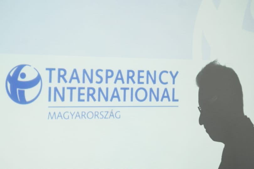 Részt venne a Korrupcióellenes Munkacsoportban a Transparency