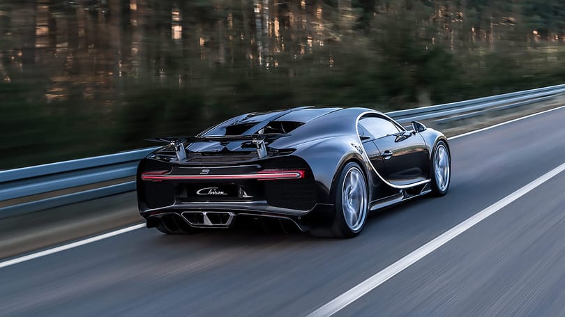 Brutális sebességrekordra készülnek az 1500 lóerős Bugatti Chironnal