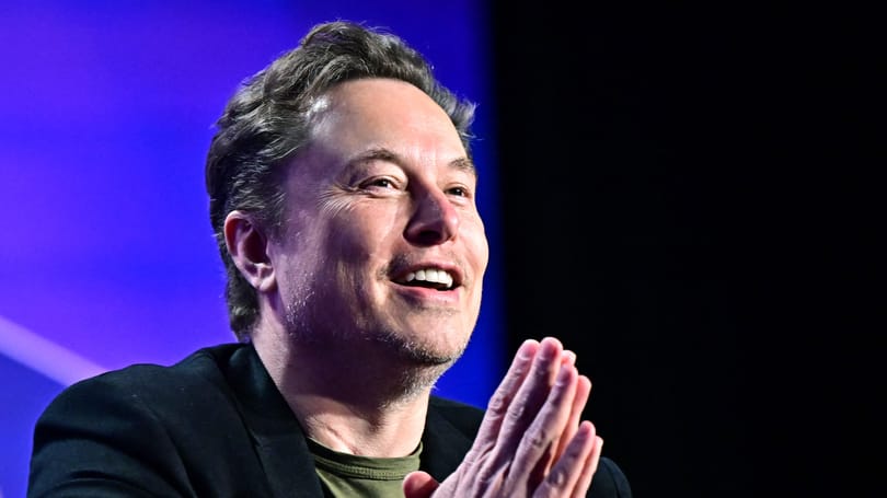 Elon Musk gyerekkel fenyegette meg Taylor Swiftet, miután a szupersztár Kamala Harris mellé állt