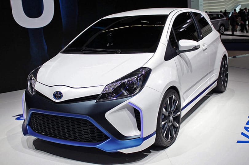 Le Mans-i technológia az új hibrid Toyota Yaris-R-ben