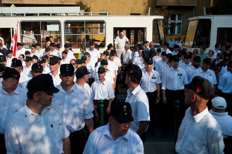 Aláírást gyűjt a Jobbik a devizahitelekről