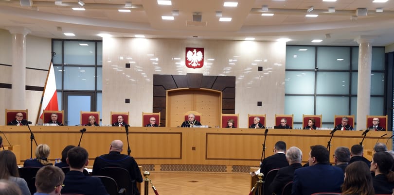 Új minőséget ütött meg a lengyel alkotmányos válság