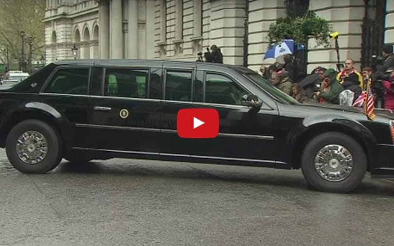 Rendesen megküzdött a keskeny utcával Barack Obama sofőrje – videó