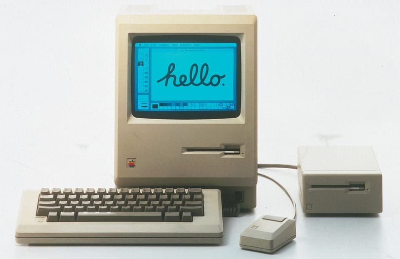 Így még biztos nem látta az Apple legendás számítógépét – ízekre szedték a Macintosht