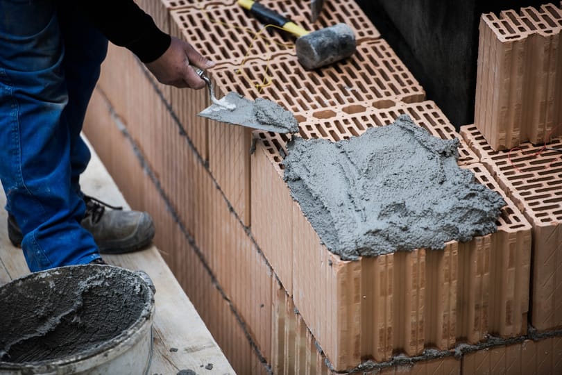 Minden épeszű ember szeretne energiatakarékos otthont, de milyen áron?