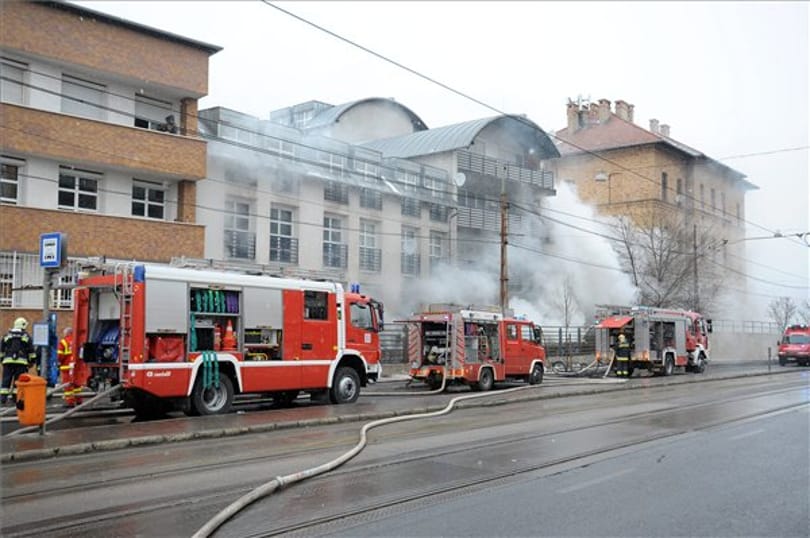 Száz embert kell azonnal kitelepíteni Zuglóban