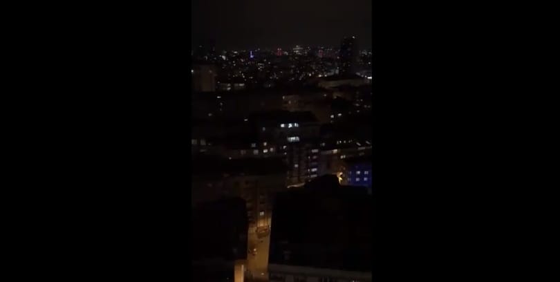 Zajongással tiltakoztak az isztambuliak Erdogan szavazat-újraszámláltatása ellen – videó