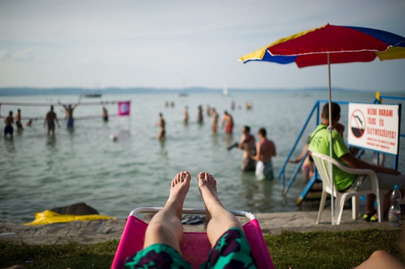 Négy szabadvízi strandon talált problémát az ÁNTSZ