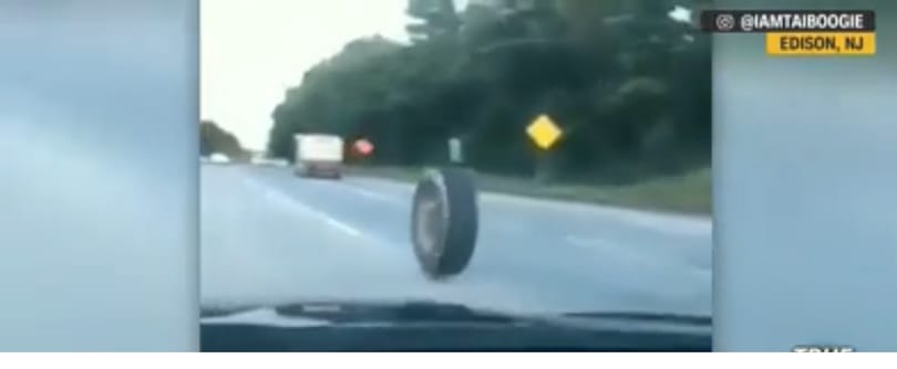 Elszabadult kerék okozott káoszt New Jersey-ben egy autópályán