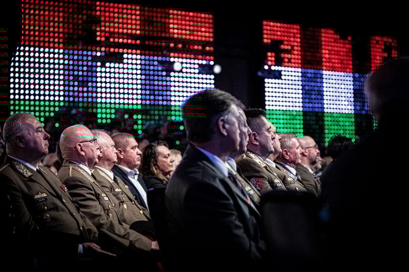 Törvénysértő lehetett az egyenruhás katonák jelenléte Orbán évértékelőjén