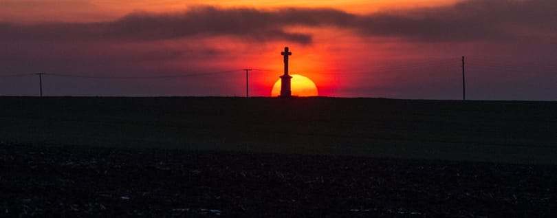 A huszadik megye: Mészáros és Tiborcz nekivágott a határnak