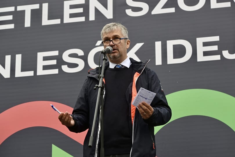 Hadházy Ákos: Kevesebbért is tartottam már korrupcióinfót, mint amit Magyar Péter aláírt a Diákhitel élén