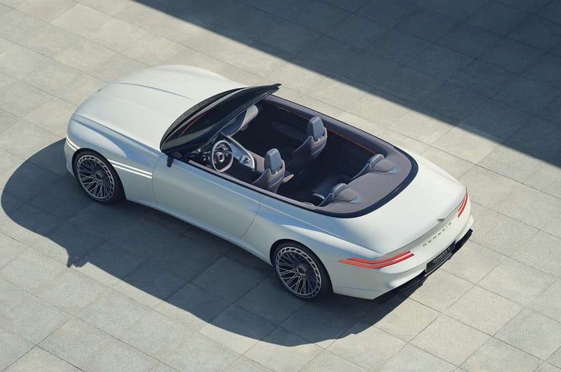 Elegáns kabrióval tűnt fel a Hyundai luxusmárkája