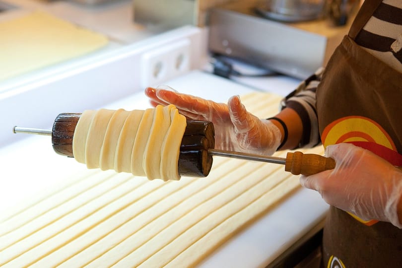 Székelyföldön lehidaltak a román kürtőskalács ötletétől
