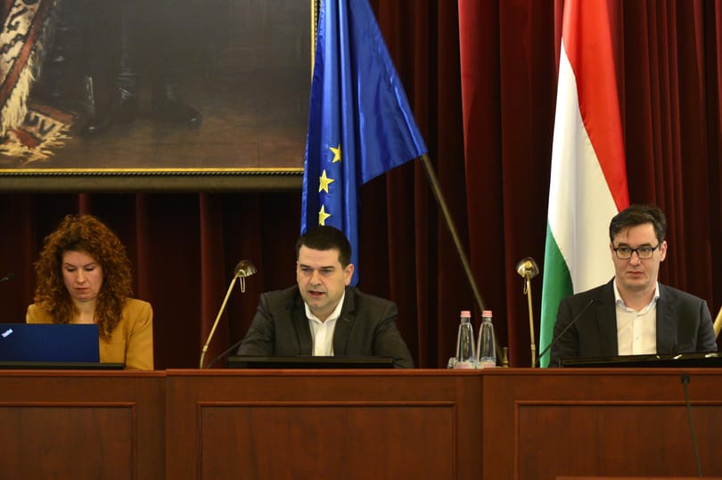 A főváros szerint nem indokolt a városi cégvezetők után a dolgozóknak is jutalmat osztani
