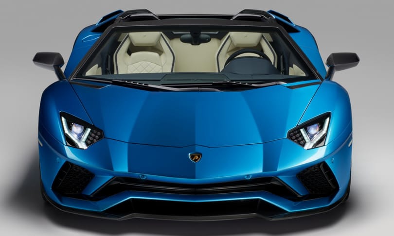 Elkoboztak egy orosz Lamborghinit a franciák, és odaadták egy múzeumnak