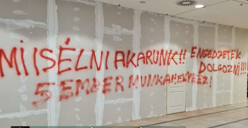 Vitába keveredett az Árkáddal a Freshland, az étterem festékszórózós tulajdonosát rendőrök vitték el 