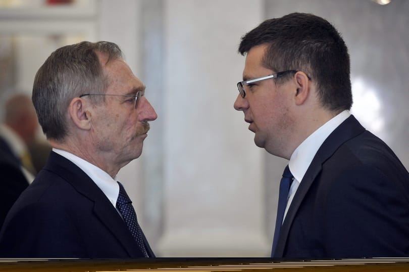Tiltakoznak a miniszterek a Lázár-lista miatt