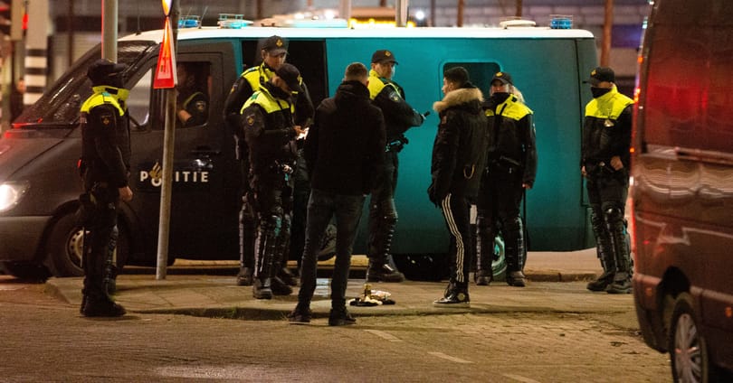 Elvérzett a holland kijárási tilalom a hágai bíróságon