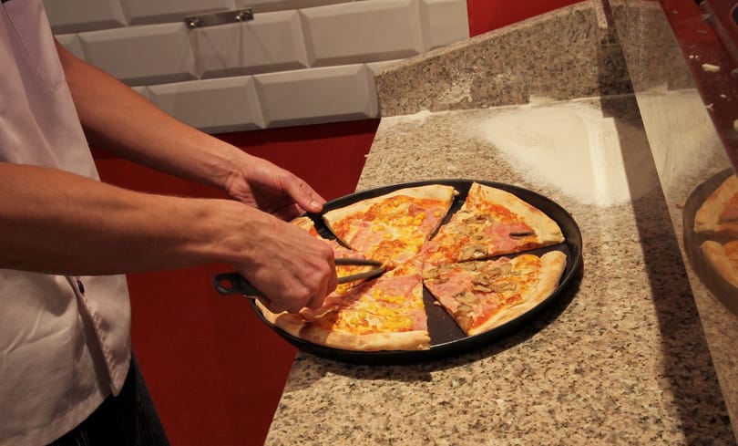 Két pizza, ami ma 6 millió dollárt ért