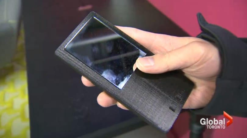 Hihetetlen: sorra rendelik az anti-okostelefont